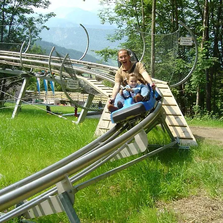 Karin Und Florian Gressenbauer ファームステイ *