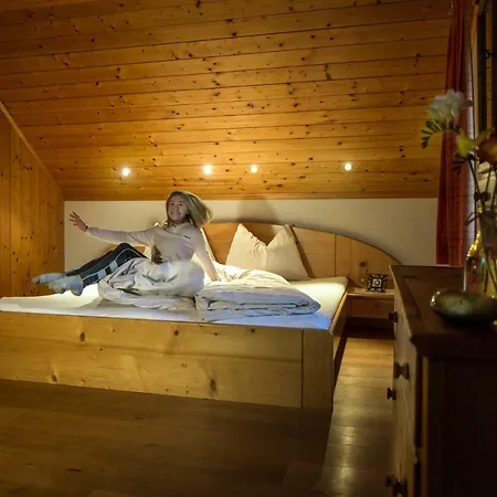 Karin Und Florian Gressenbauer *